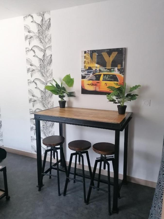Charmant Appartement Entre Vitre Et Fougeres Chatillon-en-Vendelais エクステリア 写真